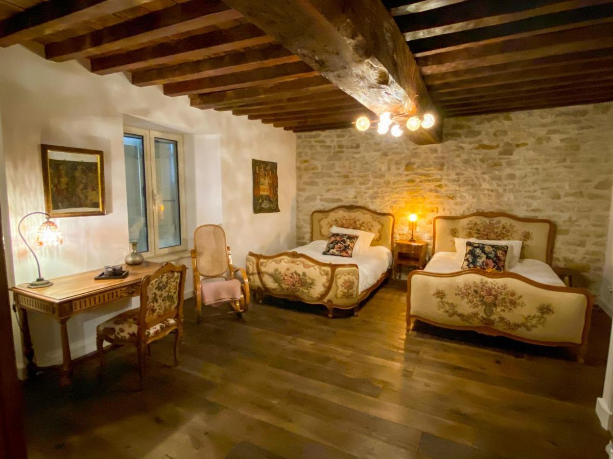 La Maison De Souhey Luaran gambar